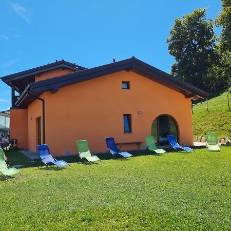 Agriturismo Baita Bave Pellio Inferiore Buitenkant foto
