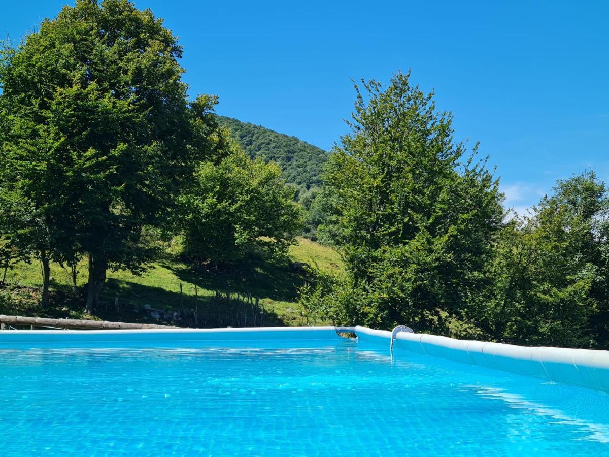 Agriturismo Baita Bave Pellio Inferiore Buitenkant foto