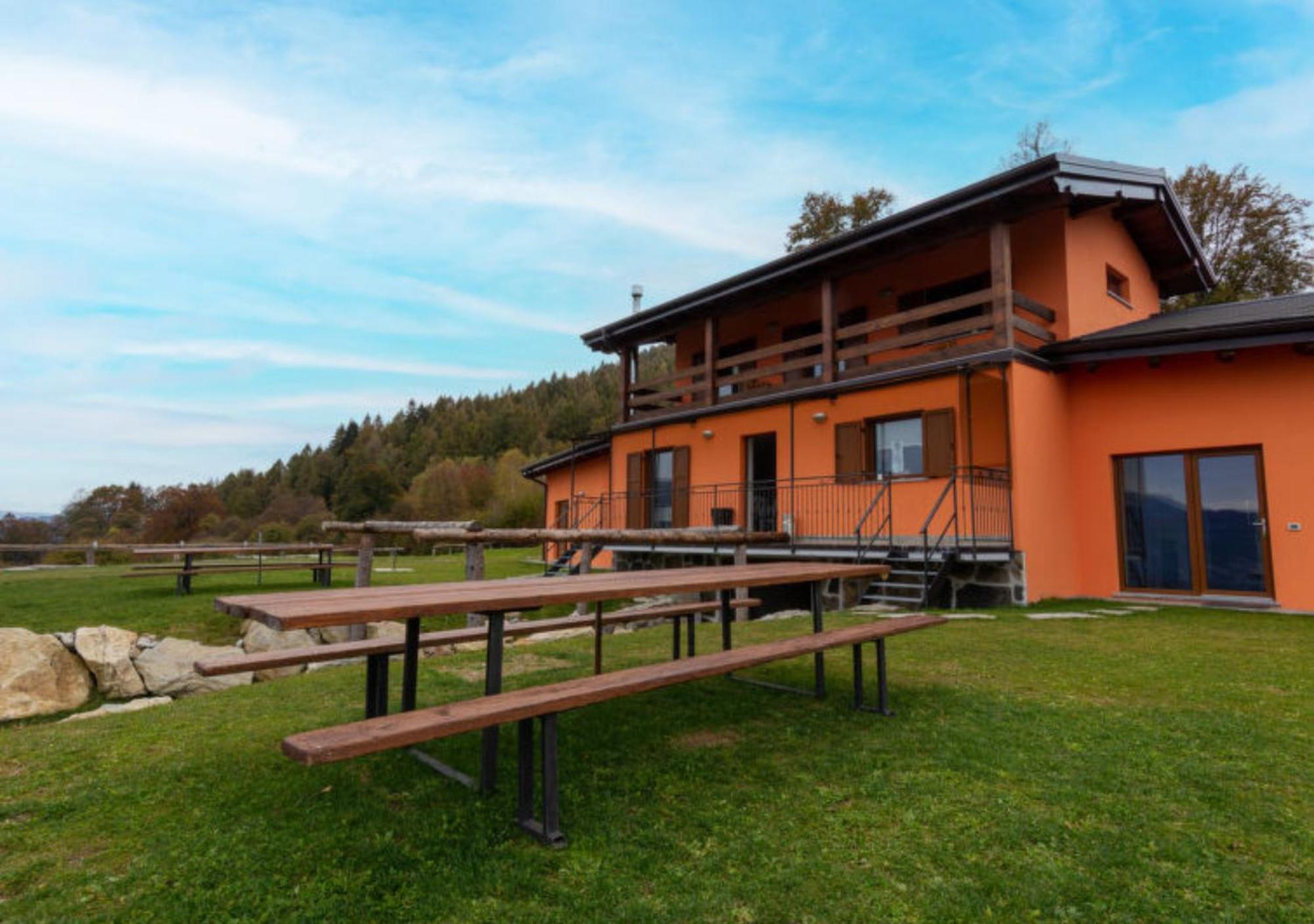 Agriturismo Baita Bave Pellio Inferiore Buitenkant foto