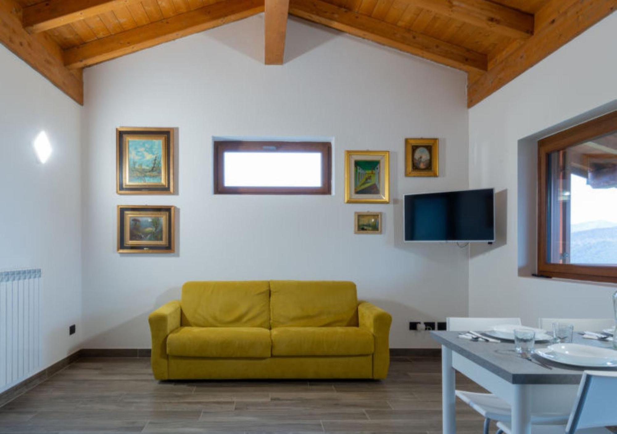 Agriturismo Baita Bave Pellio Inferiore Buitenkant foto